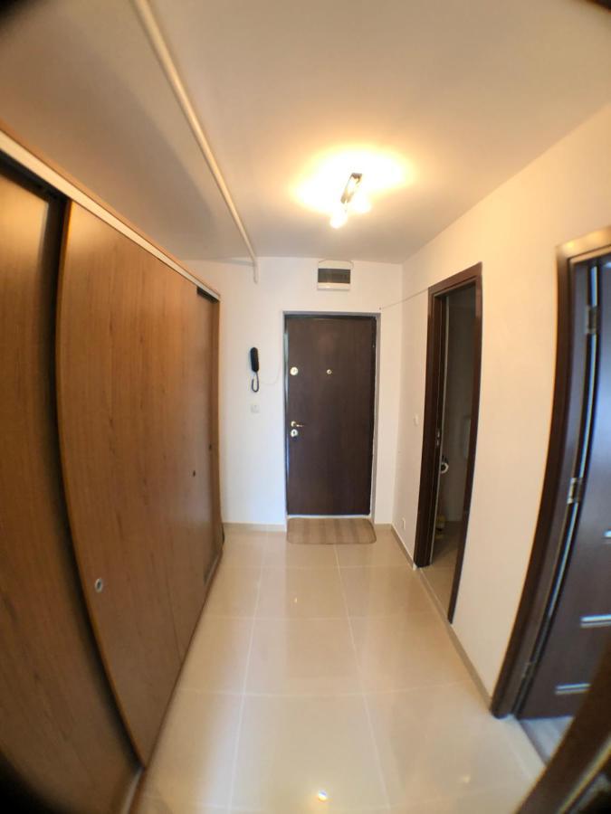 Le Garcon De Cristina-Simple,Quiet,Spacious Studio Бухарест Экстерьер фото